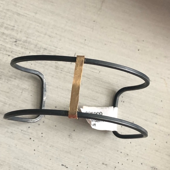 Garden Avenue Bracelet - Picture 2 of 9